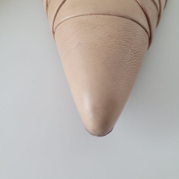 Prada Nude Heel Shoe Neiman Marcus Size 40 - Picture 7 of 17